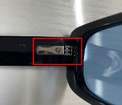 Fixed hinges for sunglasses